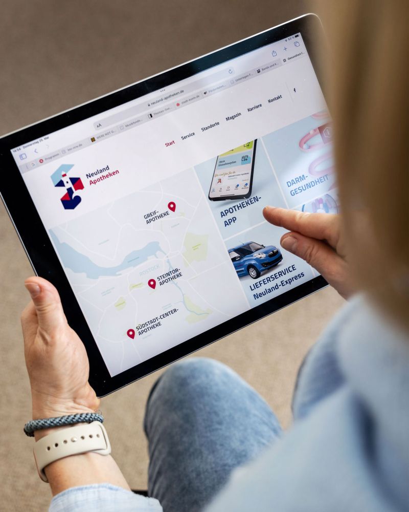 Neuland Apotheken Rostock, Webseite auf Tablet Neuland Apotheken Rostock, Webseite auf Tablet