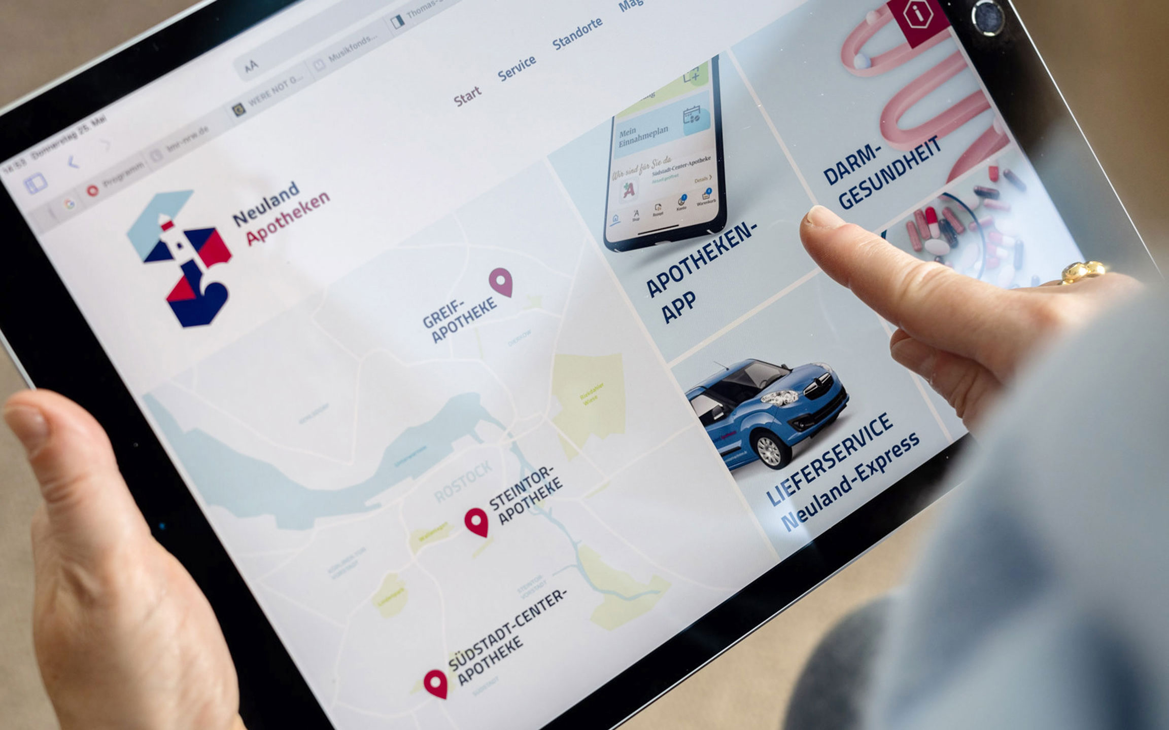 Neuland Apotheken Rostock, Webseite auf Tablet Neuland Apotheken Rostock, Webseite auf Tablet